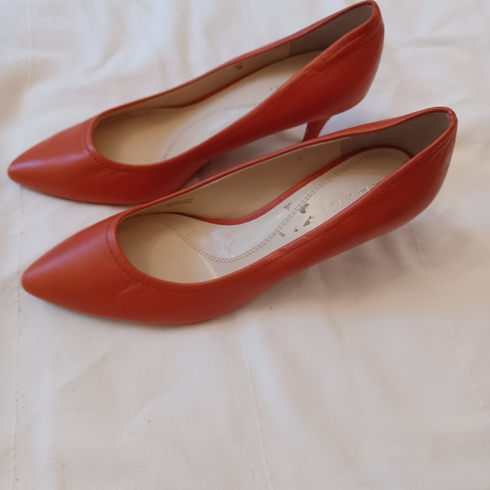 Dress shoes